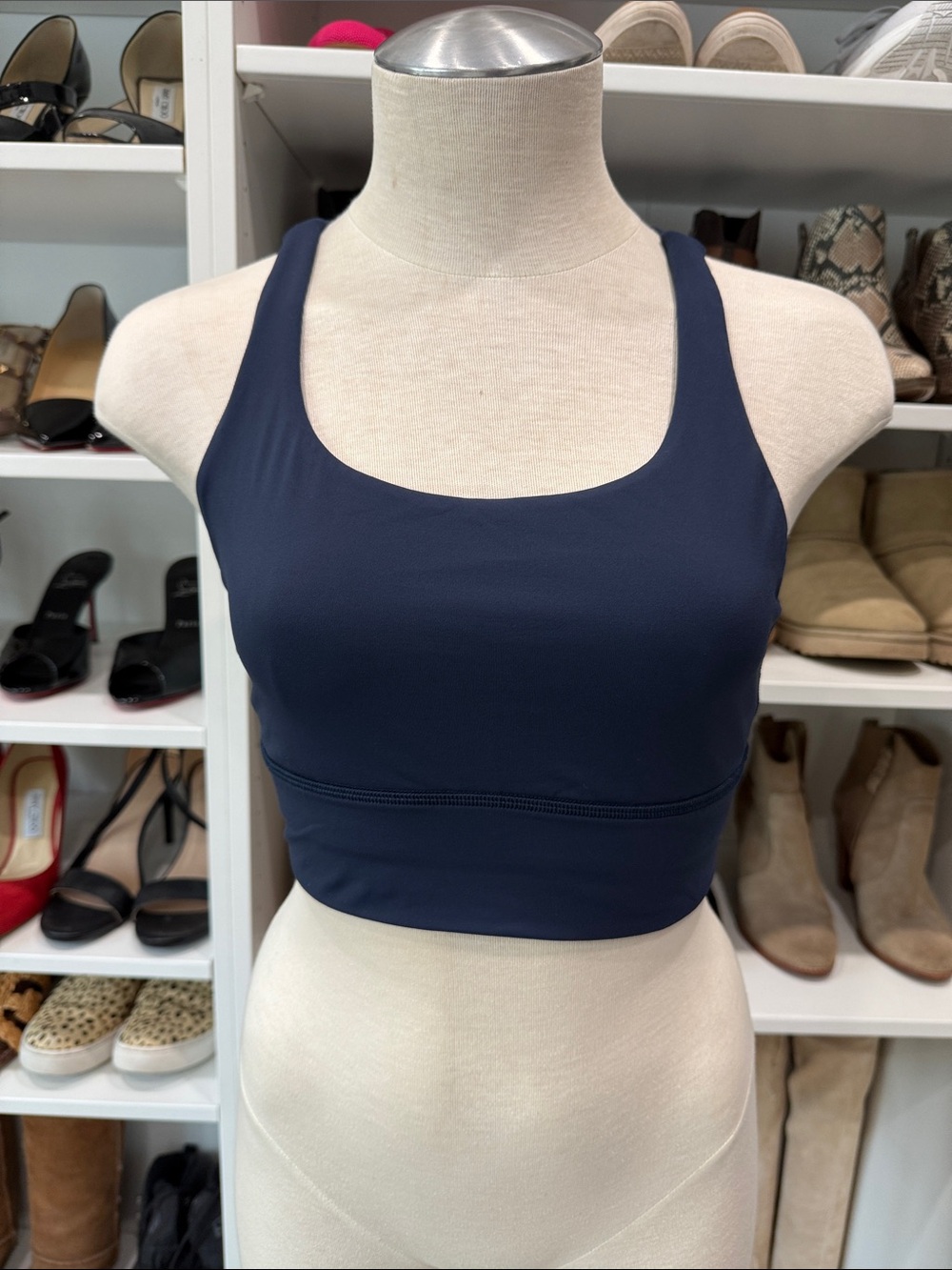 Lululemon Energy Bra ~ navy blue - size 6 - excellent condition